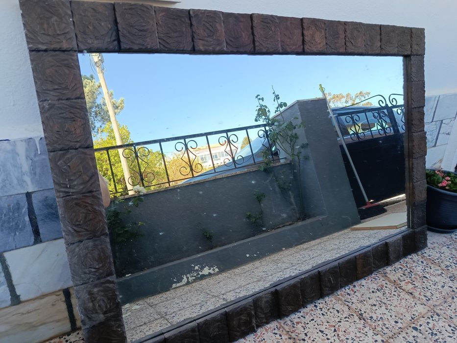 Vendo espelho armação madeira maciça