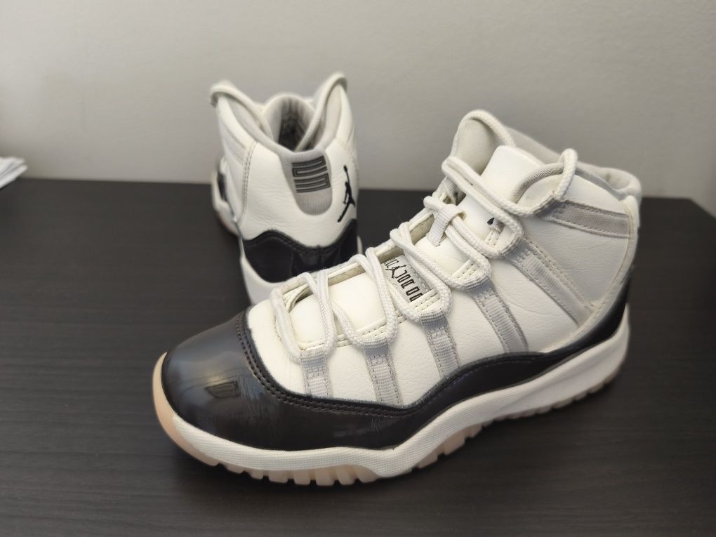 Nike Air Jordan 11