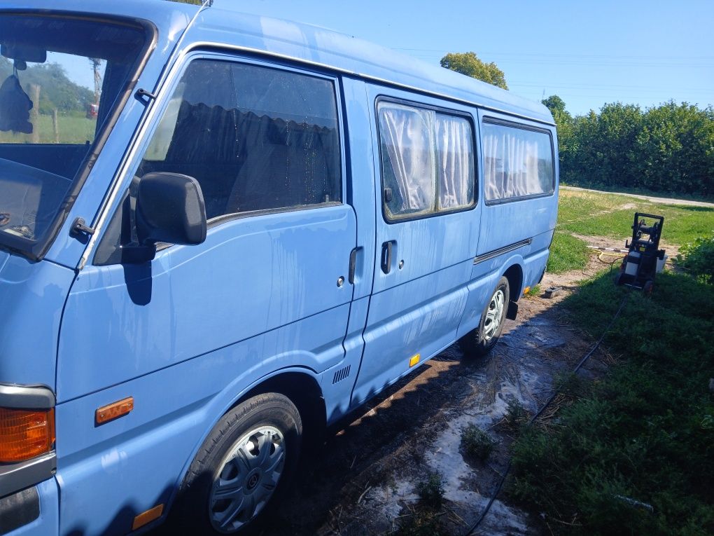 Mazda e2200 дизель