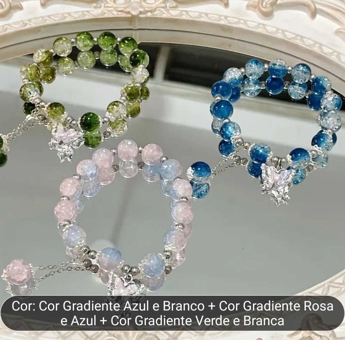 Pulseira com contas florais