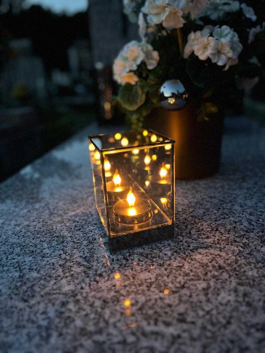 Lampion Lustrzany Ozdoba LED 3D Kostka Astek z efektem nieskończoności