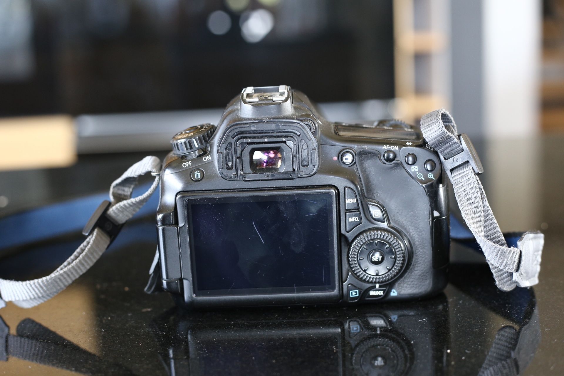 Canon 60D plus Tamron 17-50 mm F 2.8