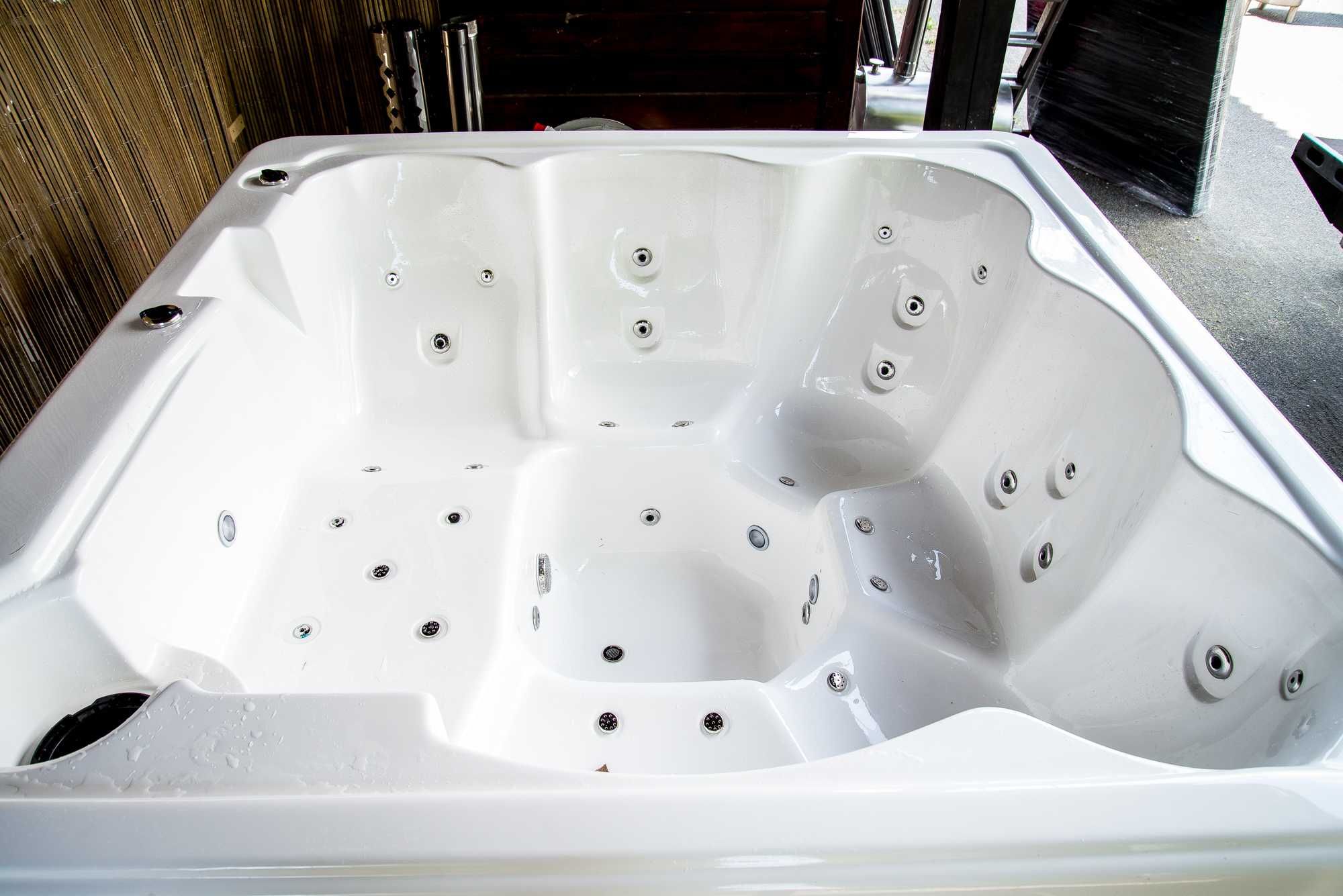 Jacuzzi ogrodowa kwadratowa BALIA HOT TUBA hydro air POLSKI PRODUCENT