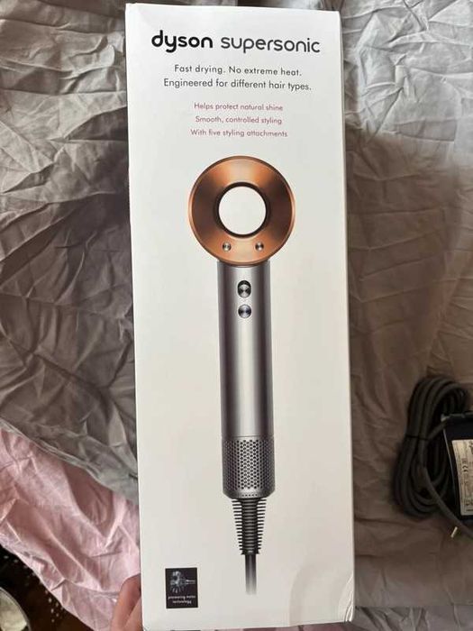 Suszarka do włosów Supersonic-- modelo Dyson HD08