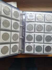 Vendo Álbum com 150 Moedas Portuguesas de 200$00(BNC) Comemorativas.