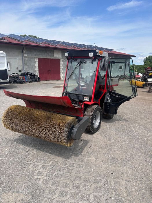 Traktorek sadowniczo komunalny Antonio carraro hst 4400