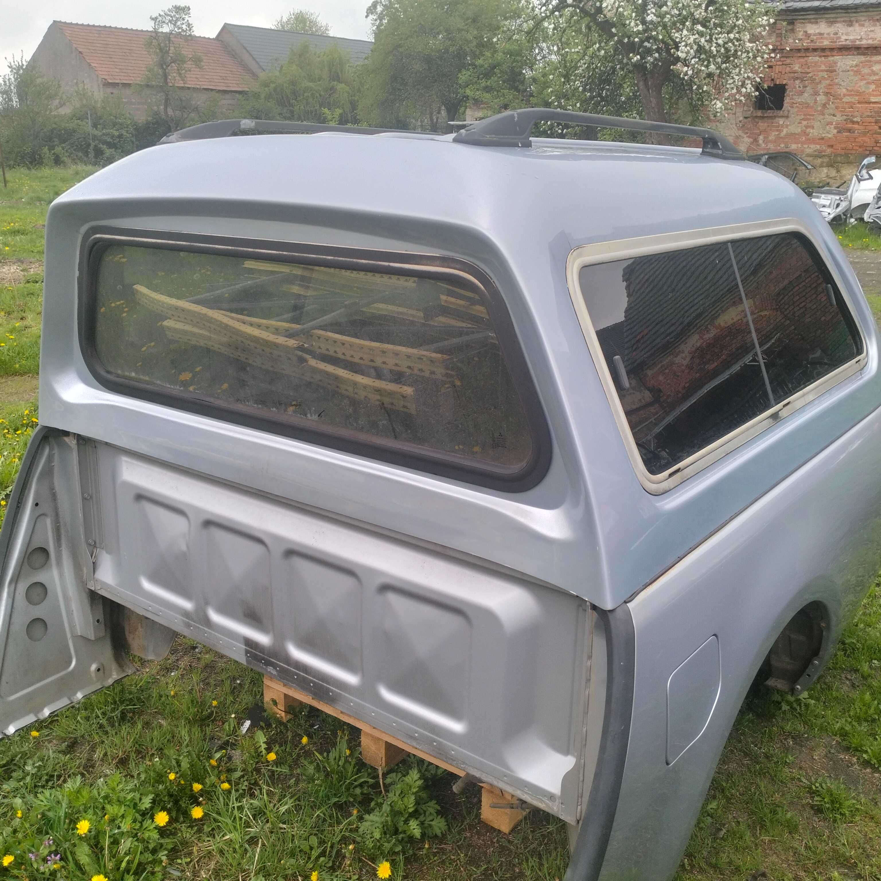 mitsubishi l200 hardtop do wersji dwu drzwiowej