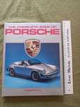 Livro Complete Book of Porsche, de Chris Poole