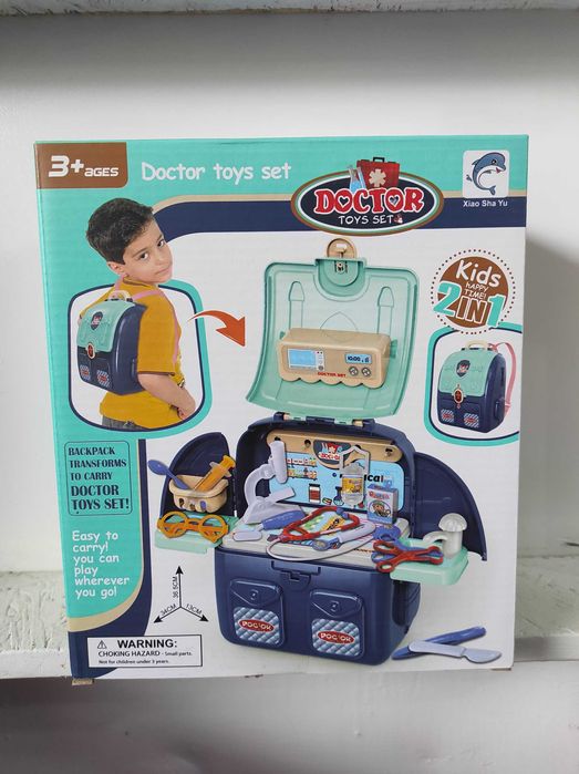 Рюкзак, ранець. Набір лікаря, набір інструментів та міні кухня