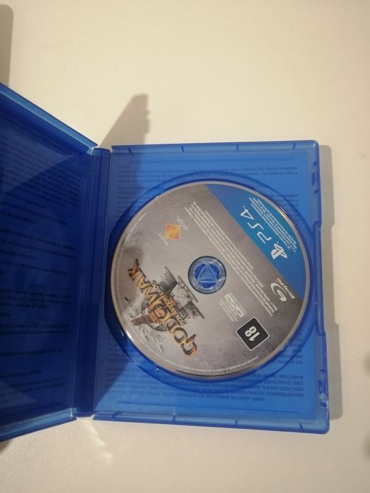 Playstation 4 e comandos, jogos de mídia física e conta digital de ps4