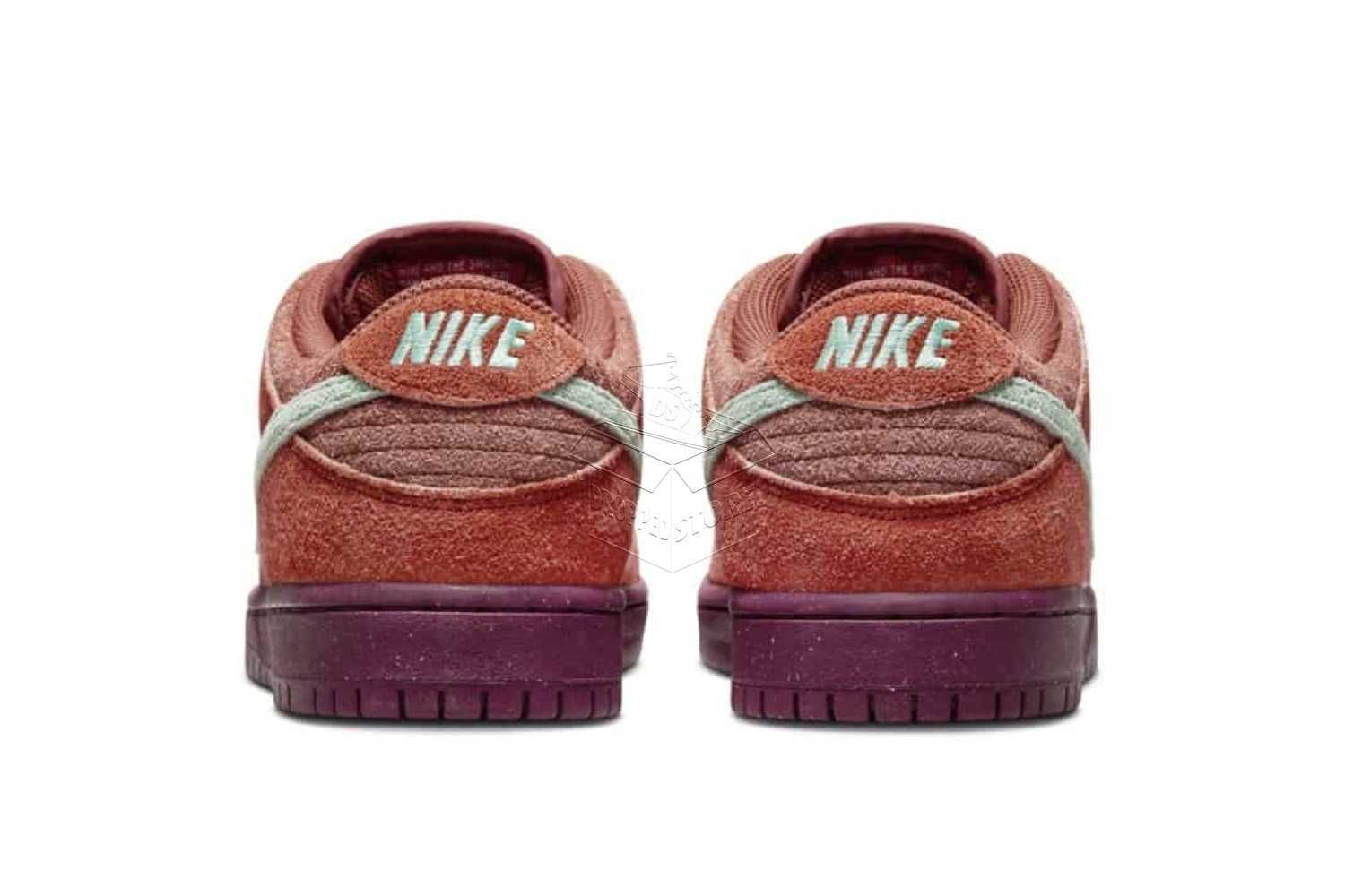 Nike SB DUNK Low Mystic Red and Rosewood / DV5429–601