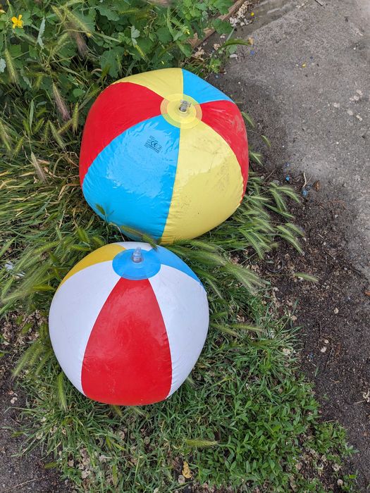 игрушки для песочницы и мячики надувные