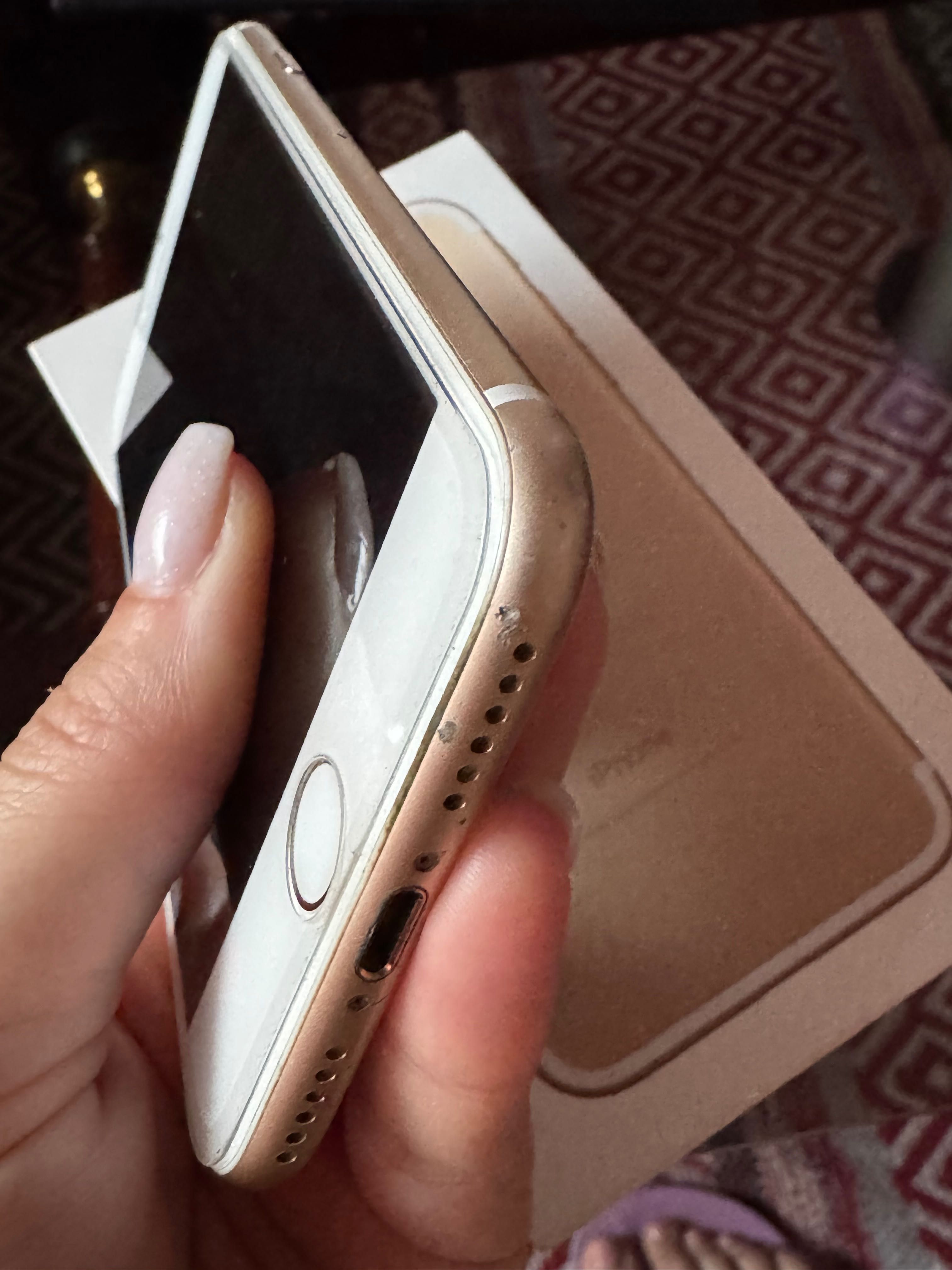 iPhone 7 rose gold