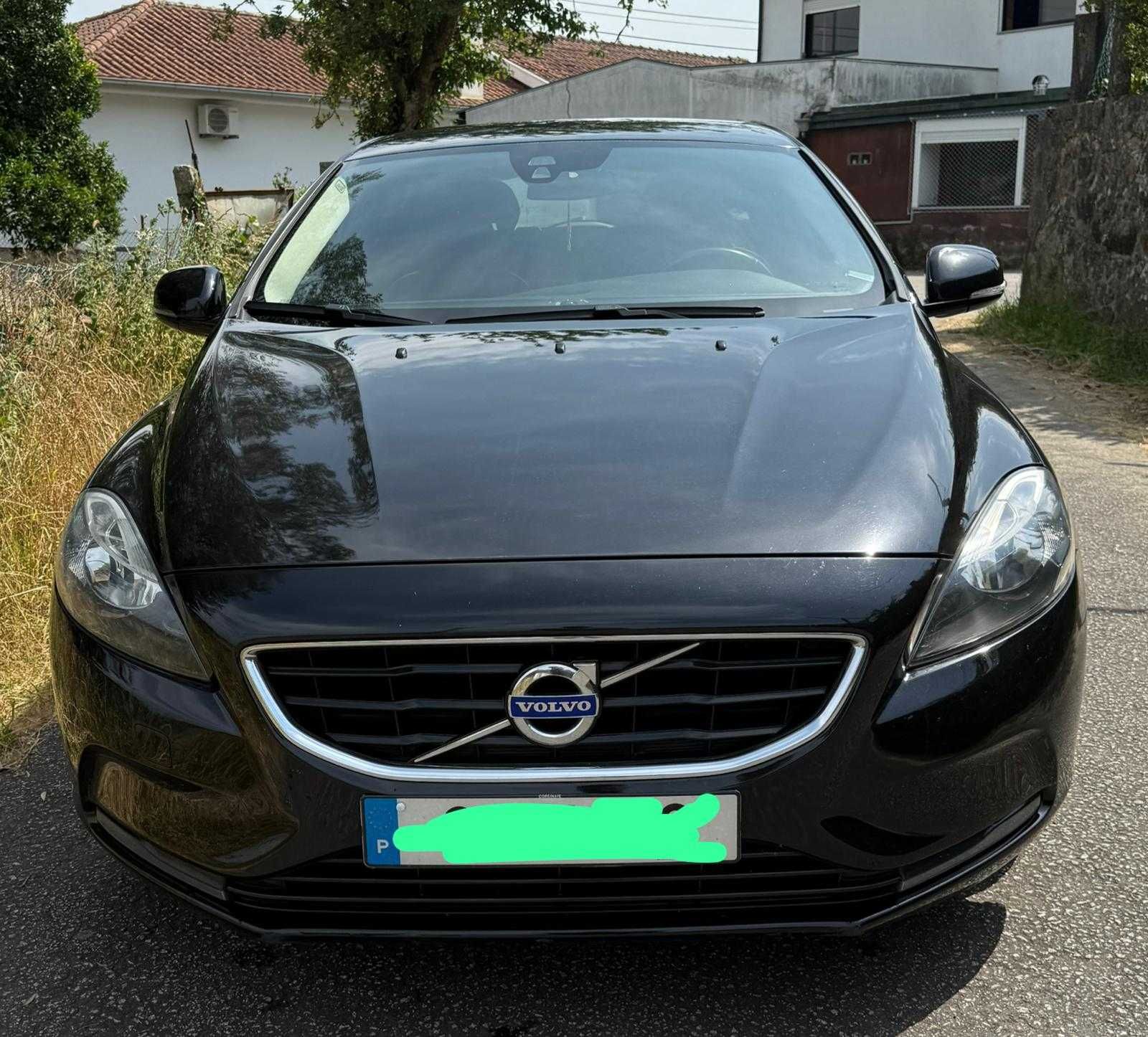 Volvo V40 1.6 D2 Momentum 115cv Gasóleo Caixa Automática