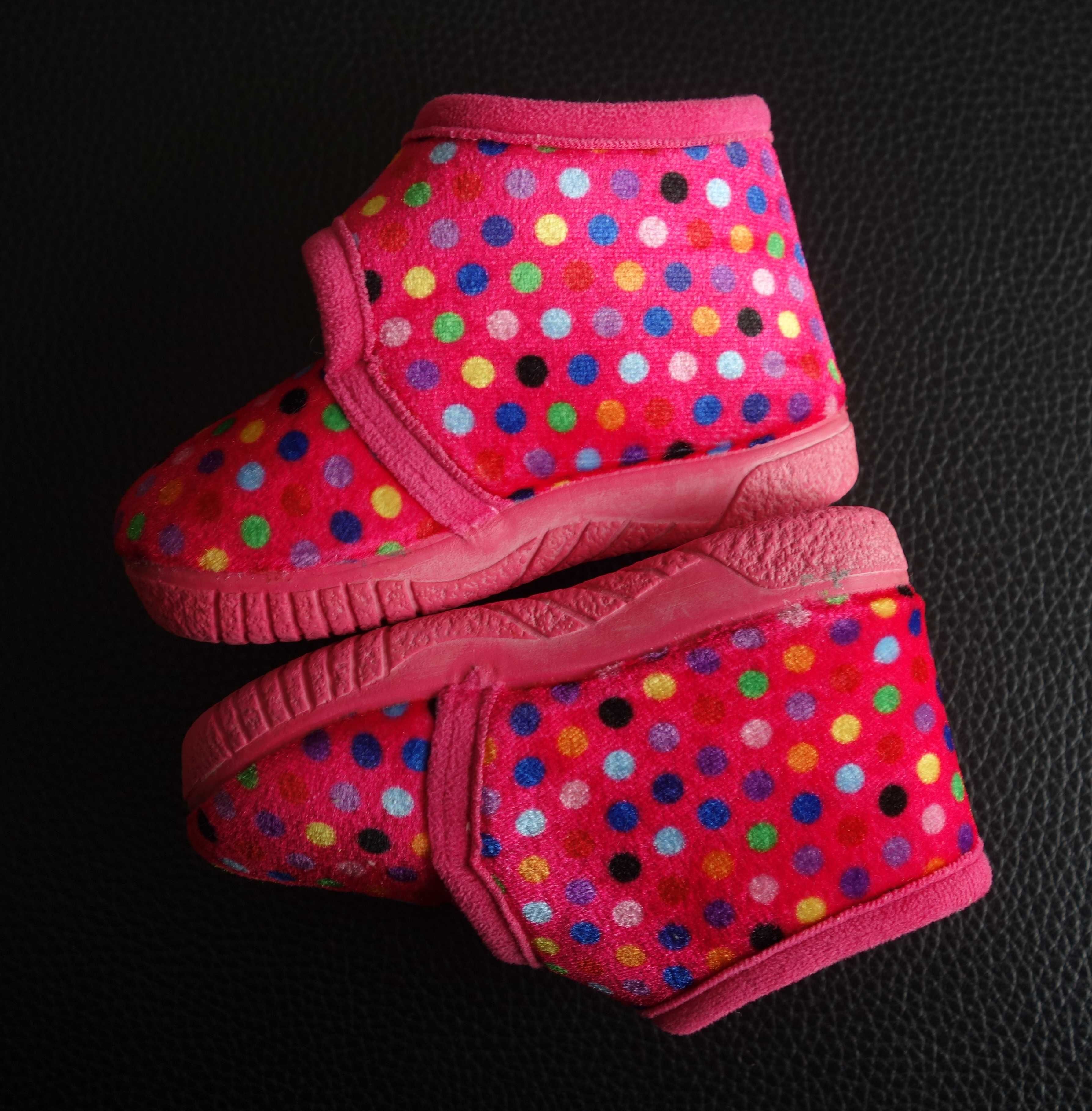 Sapatinhos para Bebé tam. 19 com velcro rosa com bolinhas
