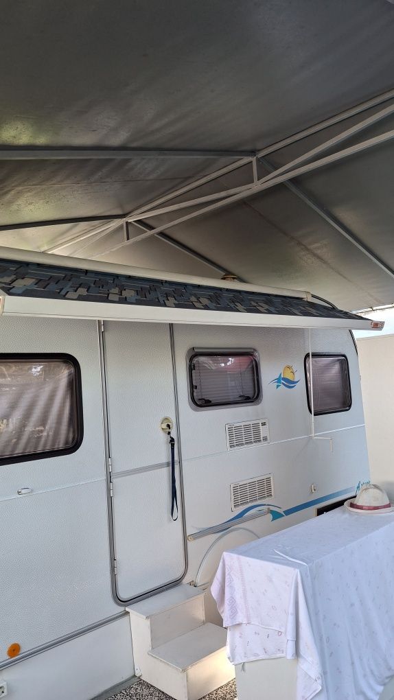 Vendo estore para caravana/autocaravana