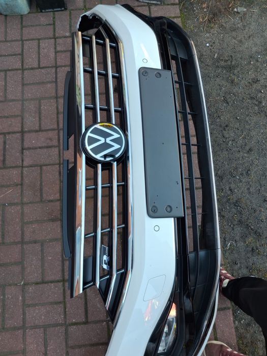 Vw Passat B8 lift R-Line zderzak przedni kompletny 6 pdc spryski