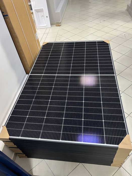 Гібридні Інвертори Deye 5,6,8,10,20кВт, сонячні панелі, батареї