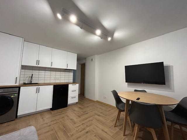 Wynajmę Dom Warszawa Bemowo Jelonki 8 niezależnych pokoi