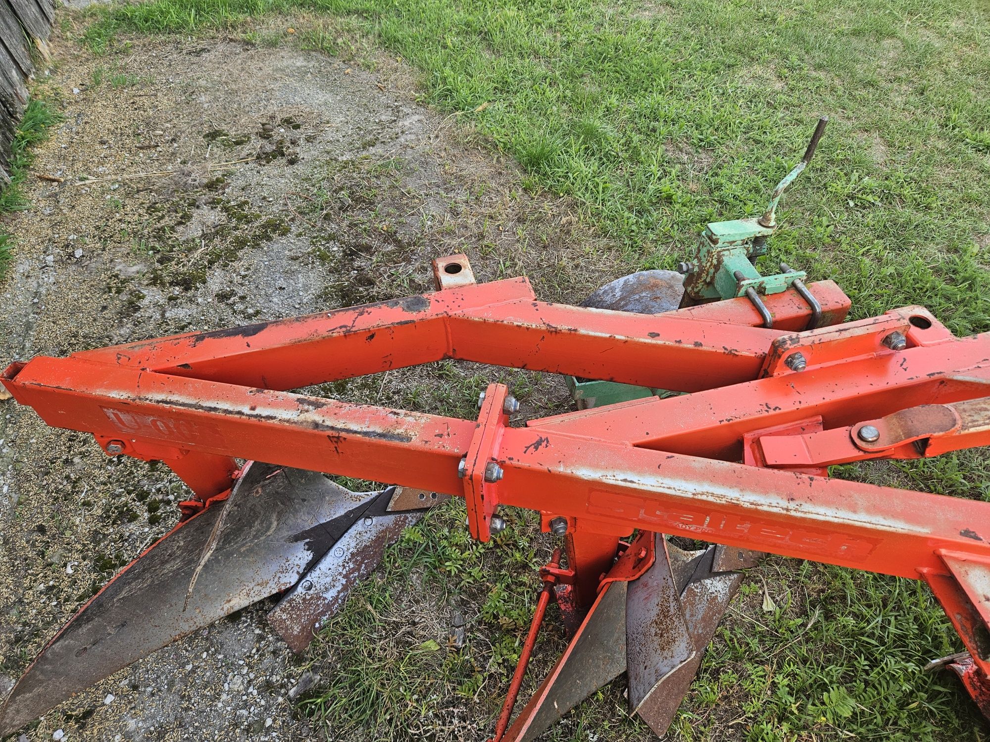 Pług Staltech U006 4/3 skibowy 40 cm