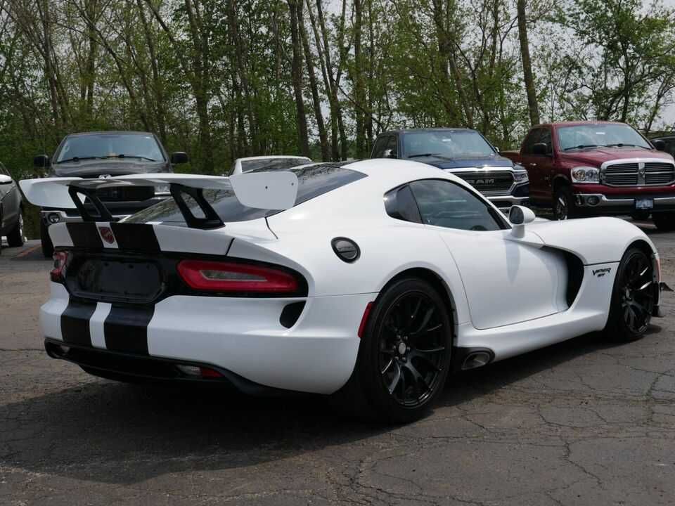 2017 Dodge Viper GTC