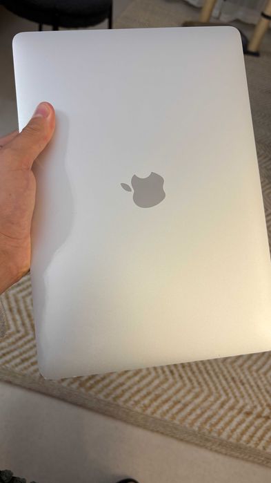 MacBook Pro 13'' 2019, Prata (Bateria NOVA)