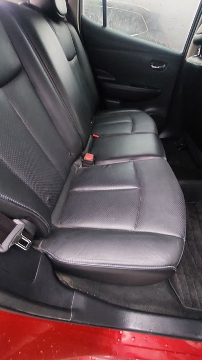 Nissan leaf.  ніссан ліф