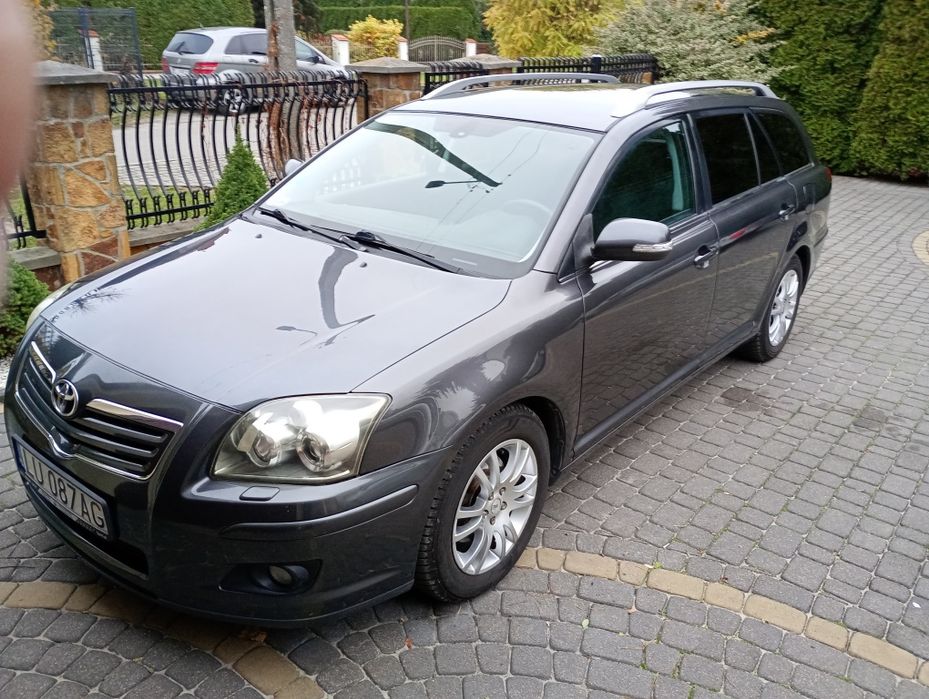 Toyota Avensis T25 2.0 D4d kombi