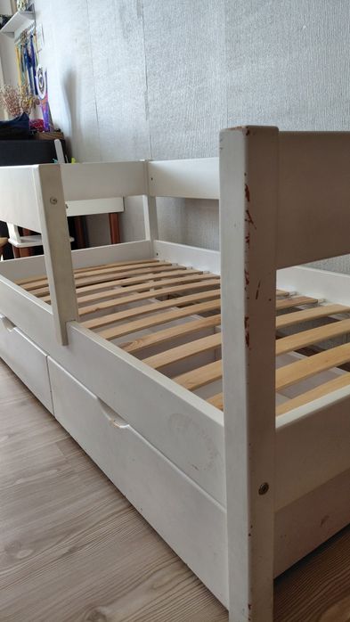 Ліжко 140×70 см.