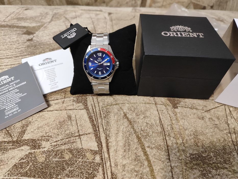 Чоловічий годинник Orient FAA02009D9 Mako II