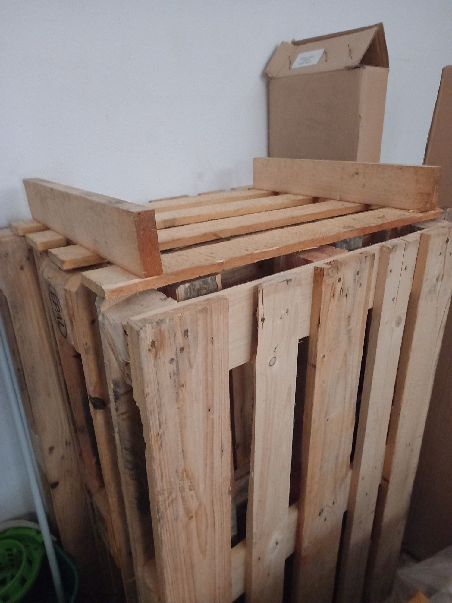 Paletes (1.20 x 0.80cm) madeira