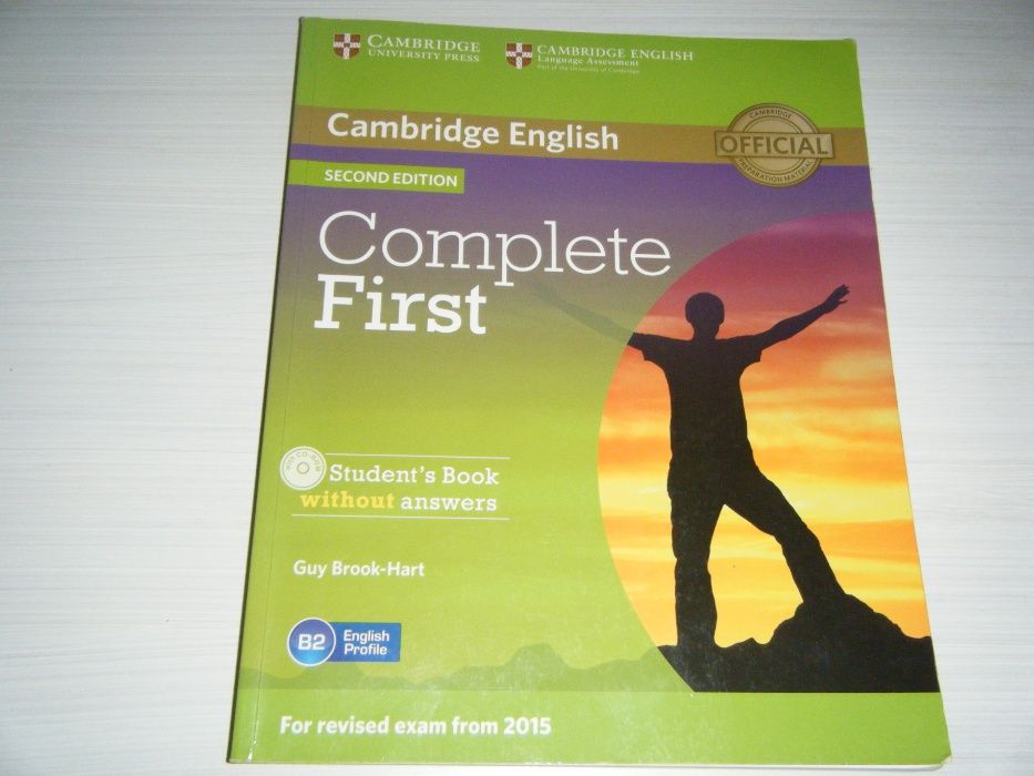 Livro Escolar Instituto de Línguas-Inglês: Complete First Certificate