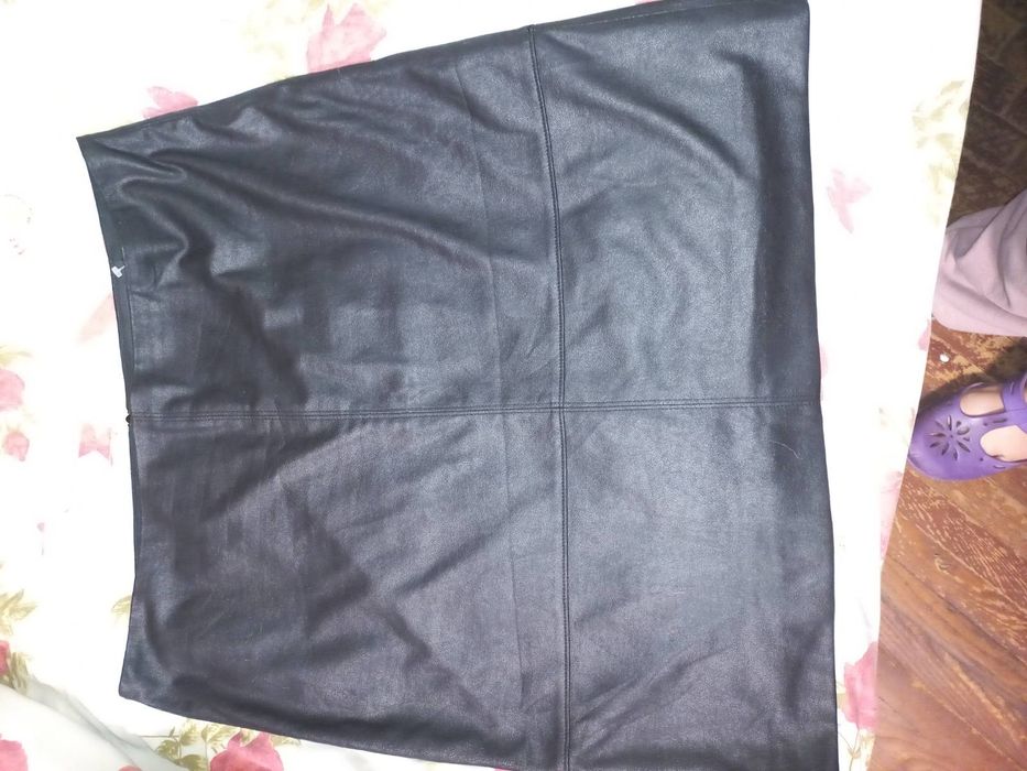 Чудова  жiноча спiдниця "карандаш"! Розмiр 52-56!