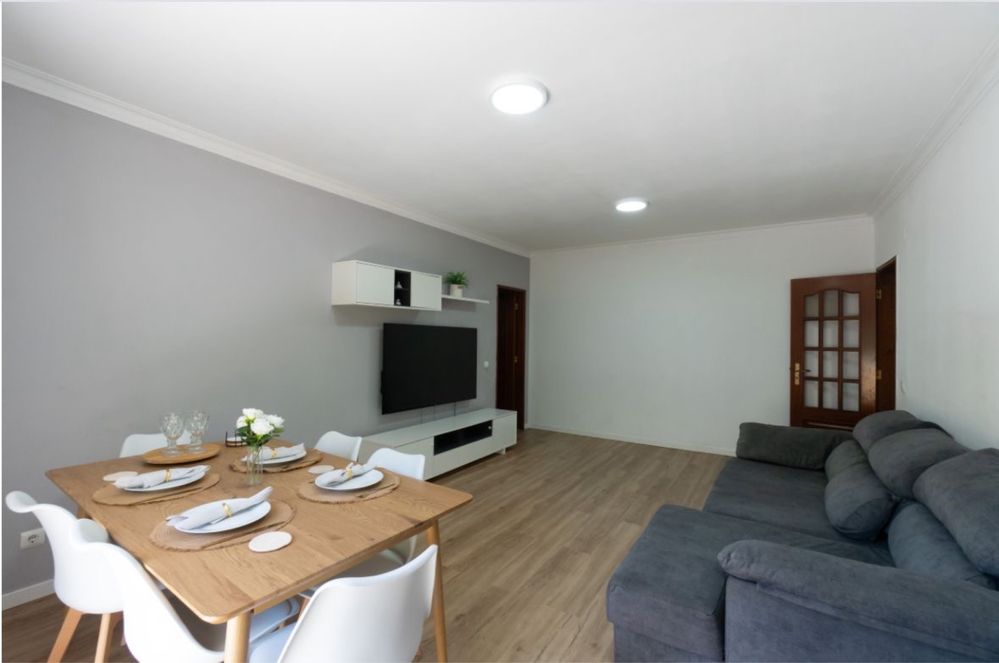 Apartamento T2 com varanda
