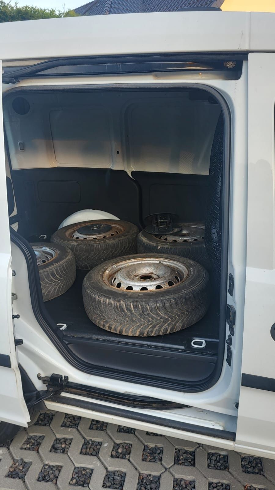 Opel Combo 1.3 cdti przebieg 143tys.km.2011r.z Niemiec.