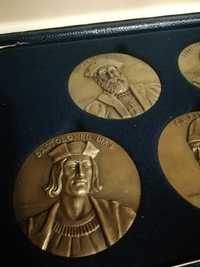 Embarcações famosas e Descobrimentos Portugueses- 2 Lotes de medalhas