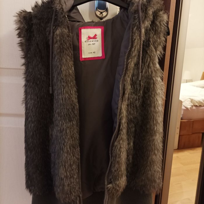 Bezrękawnik Damski Reserved