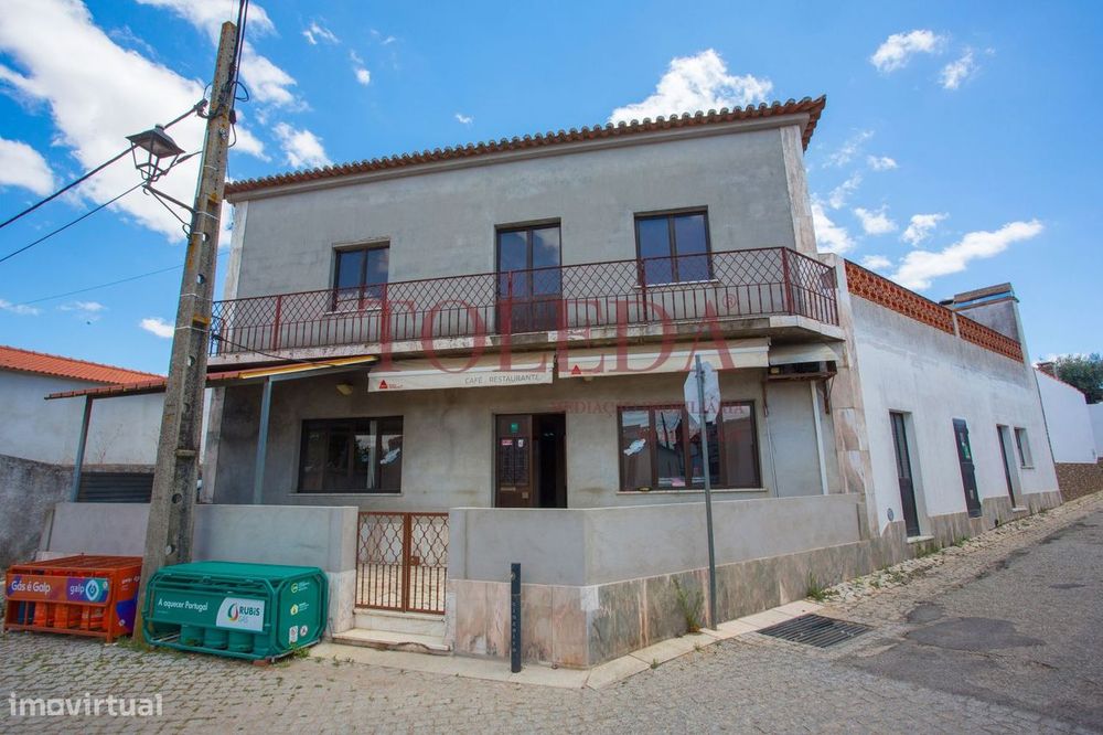 Prédio 2 Pisos com Terraço