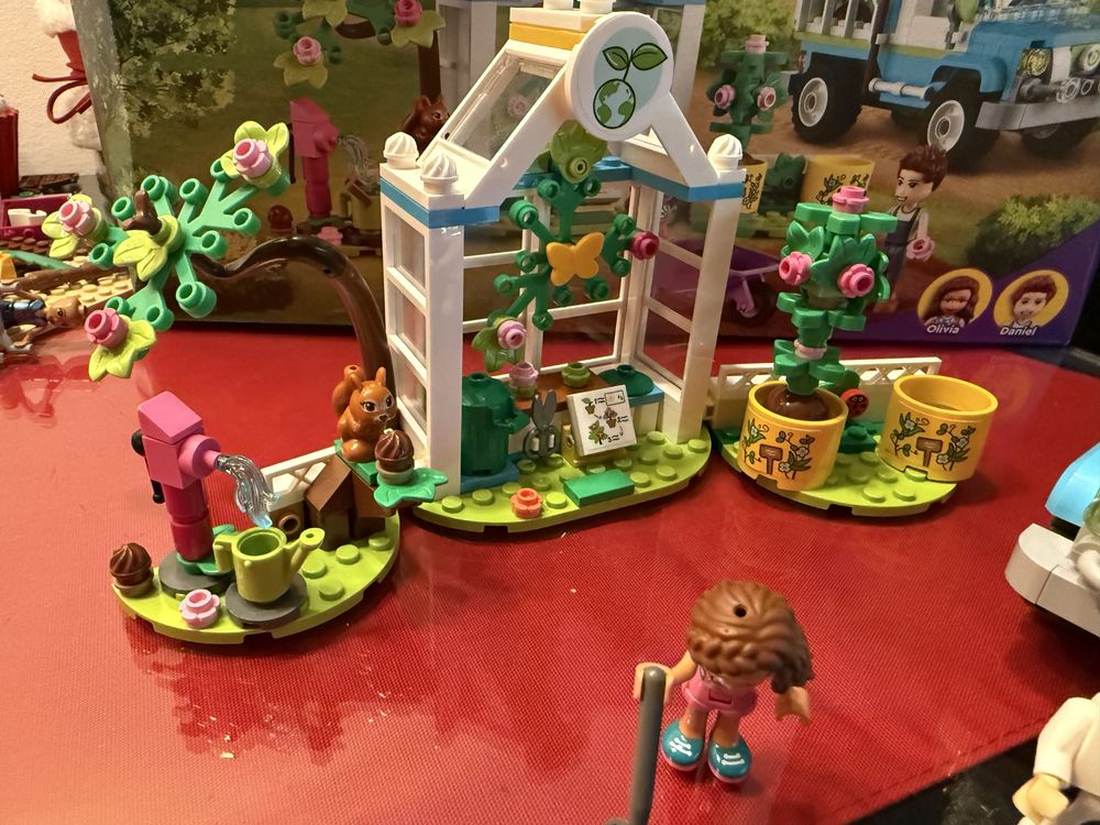 LEGO 41707 Friends Furgonetka do sadzenia drzew