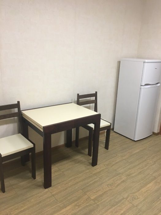 Новобуд на Ломоносова.  Видова.  10хв від М.Васильківська