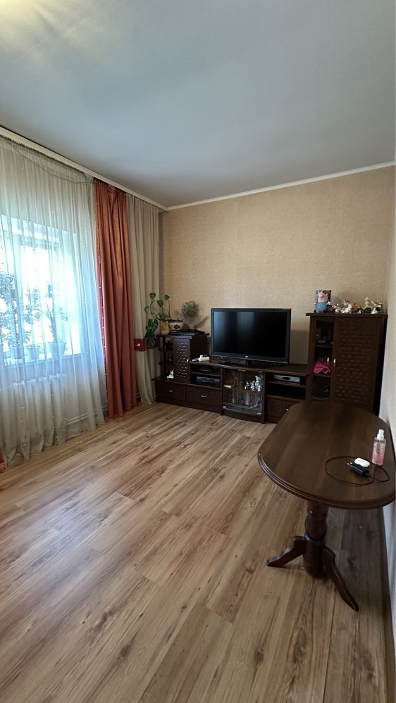 Продаж 2 х кімнатної квартири з індивідуальним опаленням