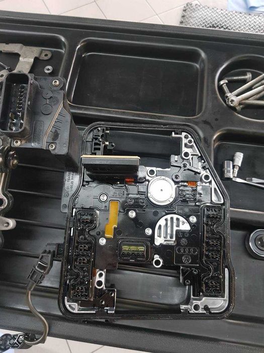 Sterownik mechatroniki DSG 7 DQ200 0AM audi vw skoda seat