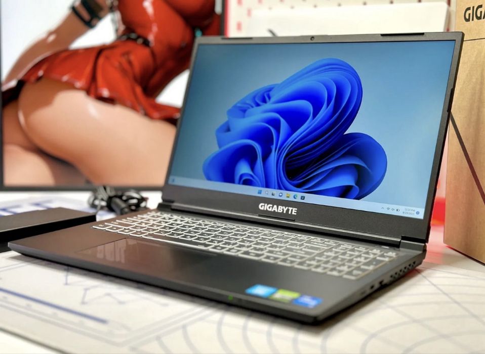 Ігровий Ноутбук - 17.3" / GIGABYTE G7 KF / i5 12500H / RTX 4060 (8 GB)