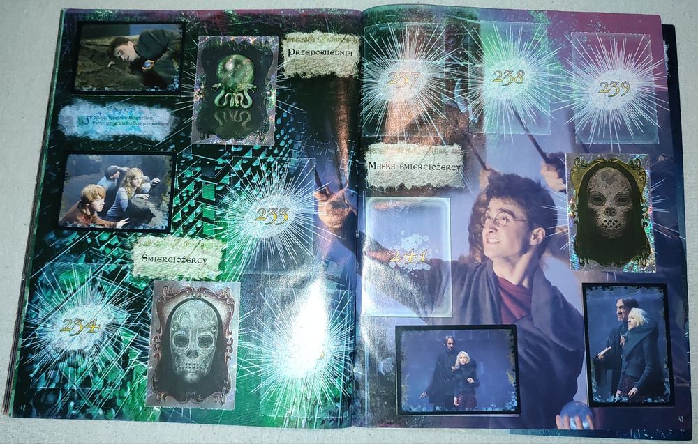 Album z naklejkami HARRY POTTER i Zakon Feniksa