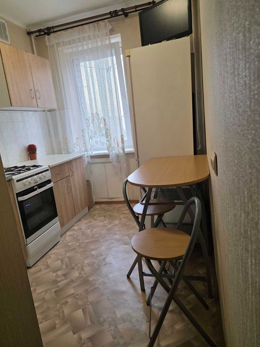 Оренда 1к малосімейка вул.Наукова з ремонтом поруч ВІкторія Гарденс