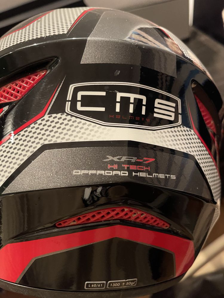 Vendo capacete Cms