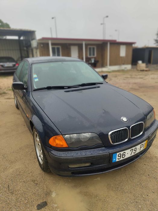 Vendo BMW 320d 2.0 diesel