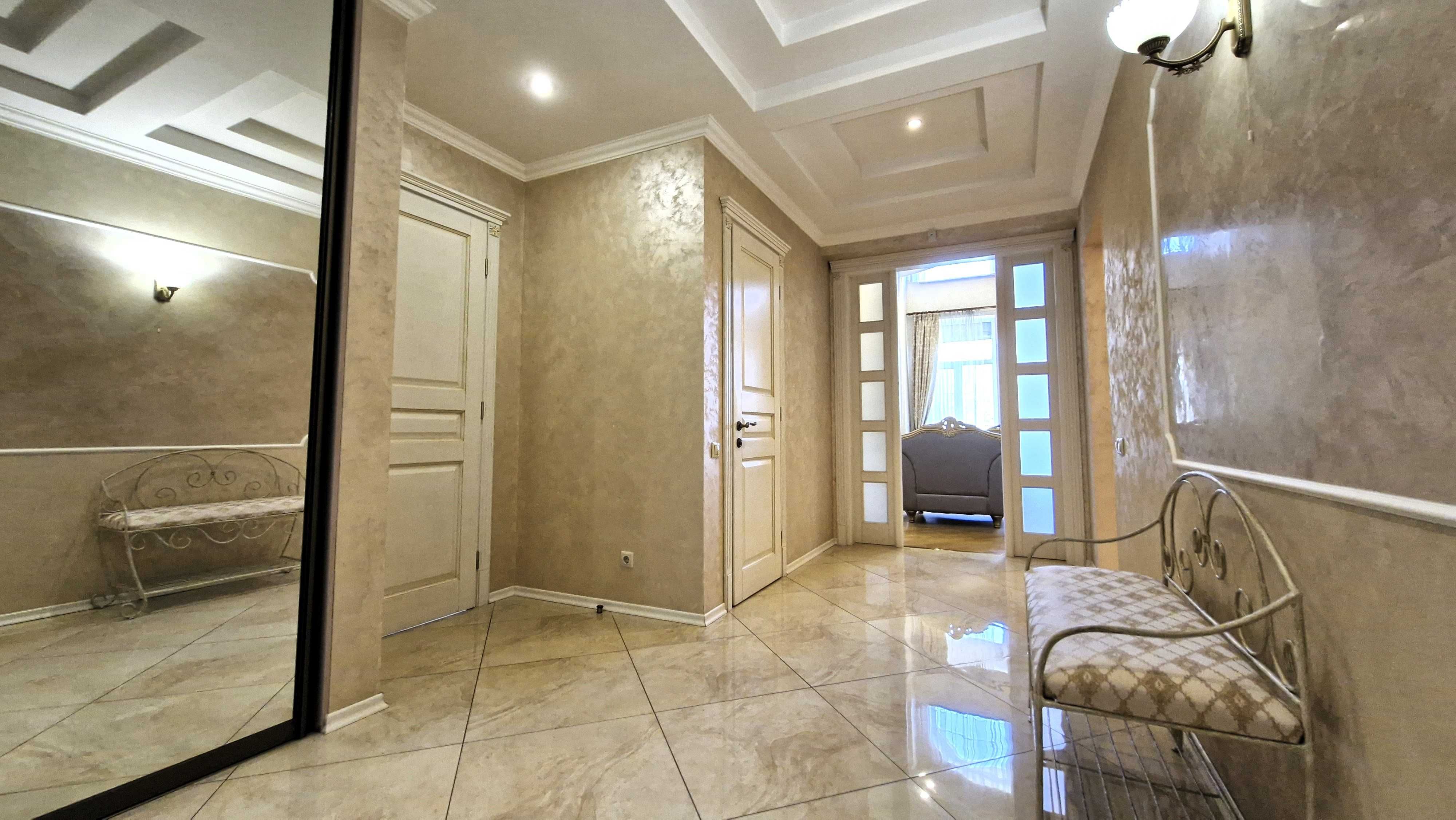 Продаж будинку 340 м², 10 сот, Софіївська Борщагівка, ВІДЕО ОГЛЯД!