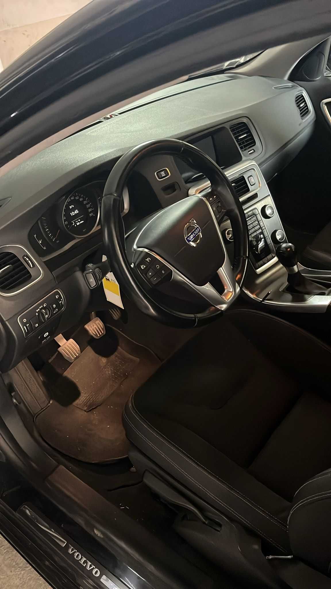 Volvo V60 Momentum Eco D2 2014