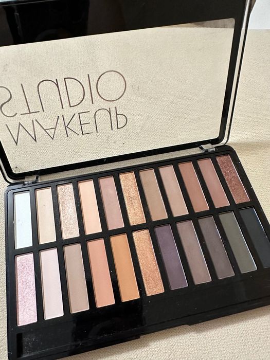 Тени DoDo girl  22 color